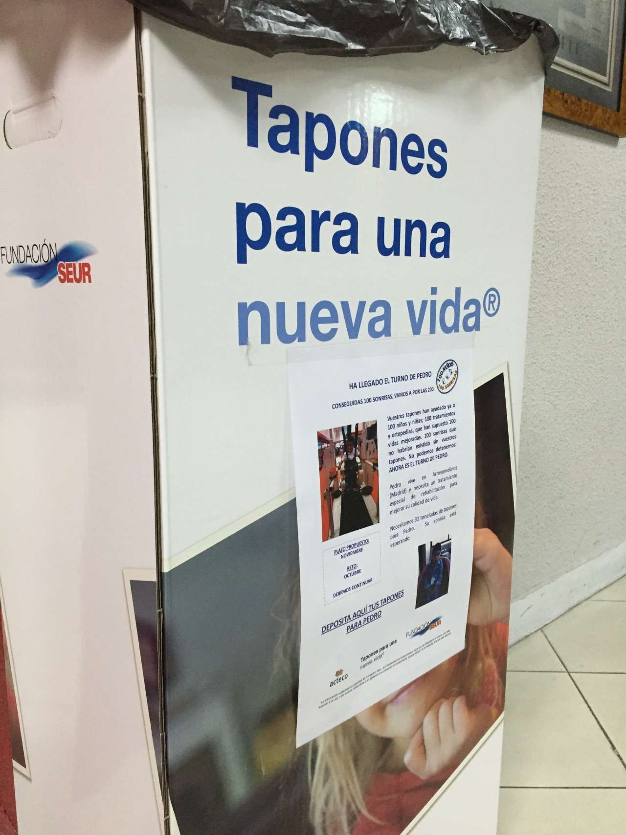 Tapones para una Nueva Vida | Masones en Madrid | Fraternidad Universal N° 5
